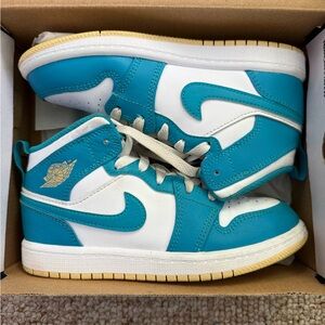 Nike Jordan AJ1 Mid PS Boys Kids Teal and White Sneakers